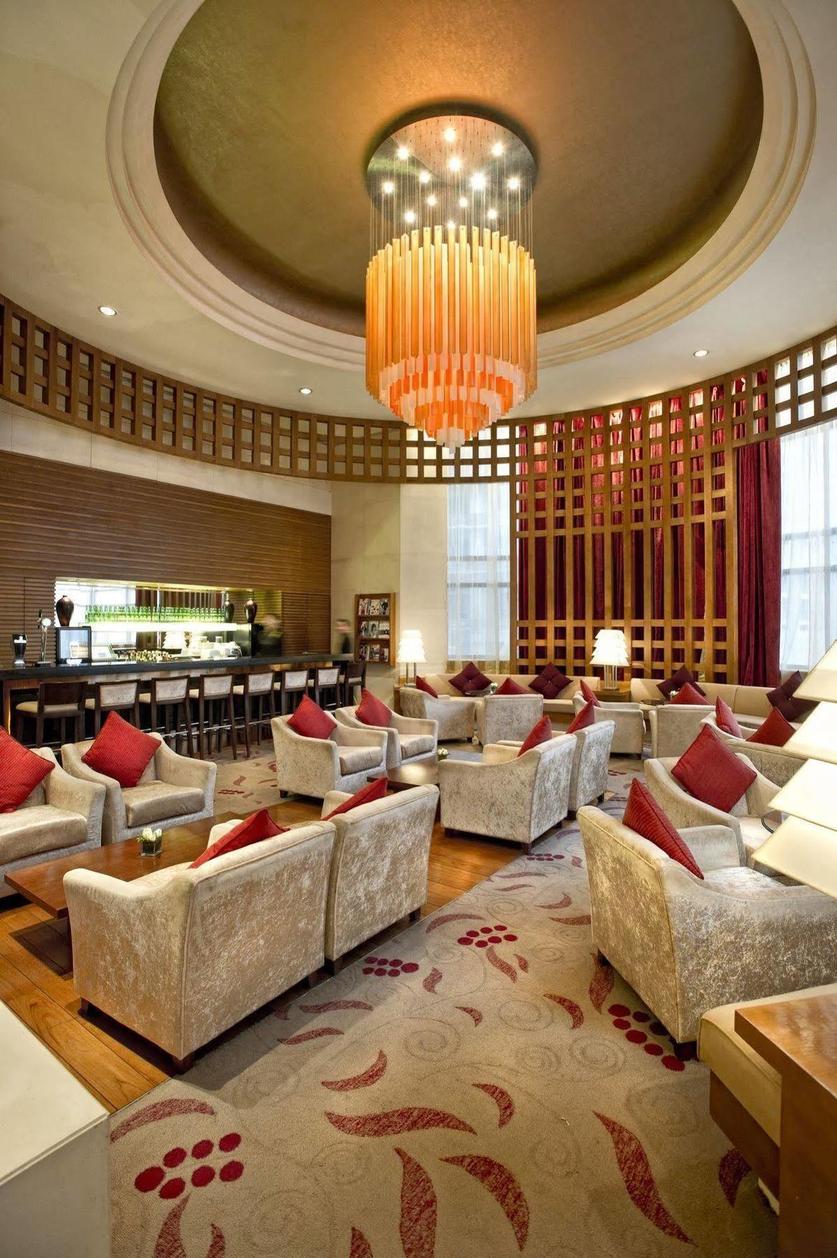 Hotel Nikko טיאנג'ין מראה חיצוני תמונה The lounge at the airport